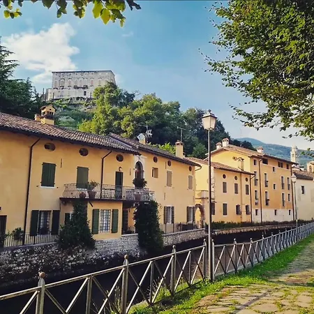 Residenza Fullini Daire *